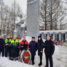 сотрудники полиции почтили память воинов-героев